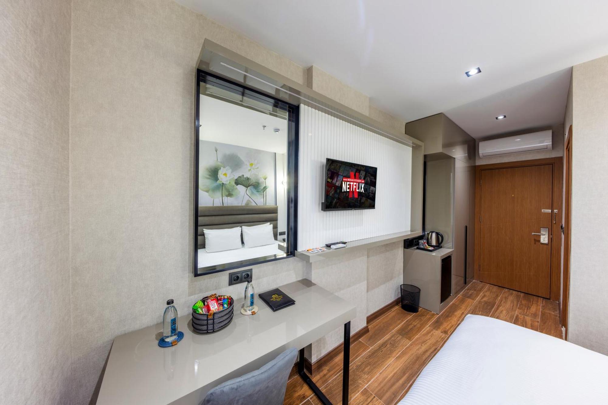Dem Premium Hotel - Round Trip Airport Service - Istanbul International Airport Arnavutkoy Eksteriør bilde