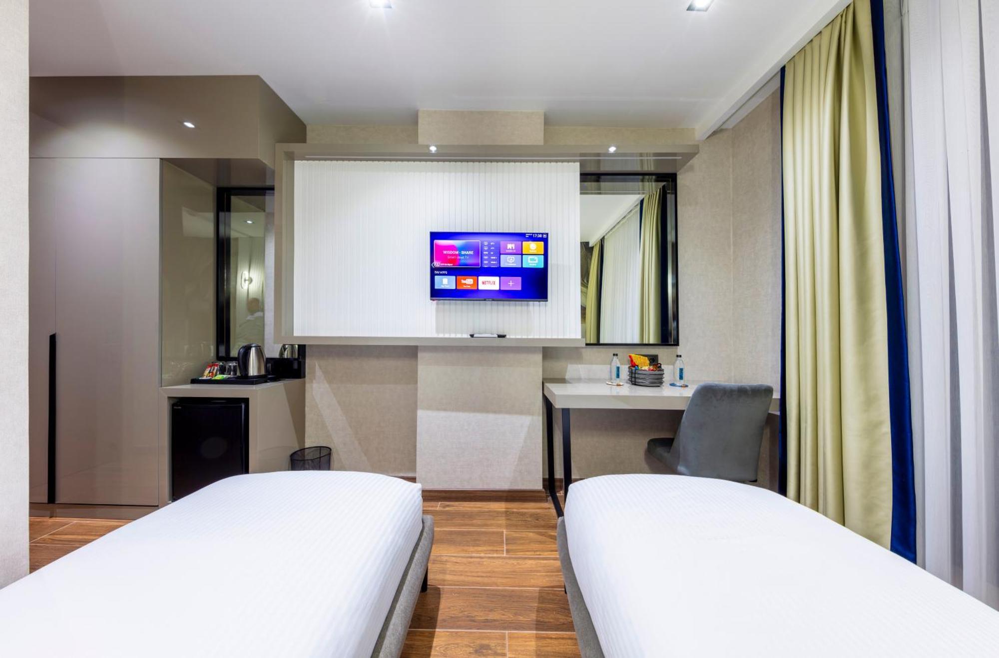 Dem Premium Hotel - Round Trip Airport Service - Istanbul International Airport Arnavutkoy Eksteriør bilde
