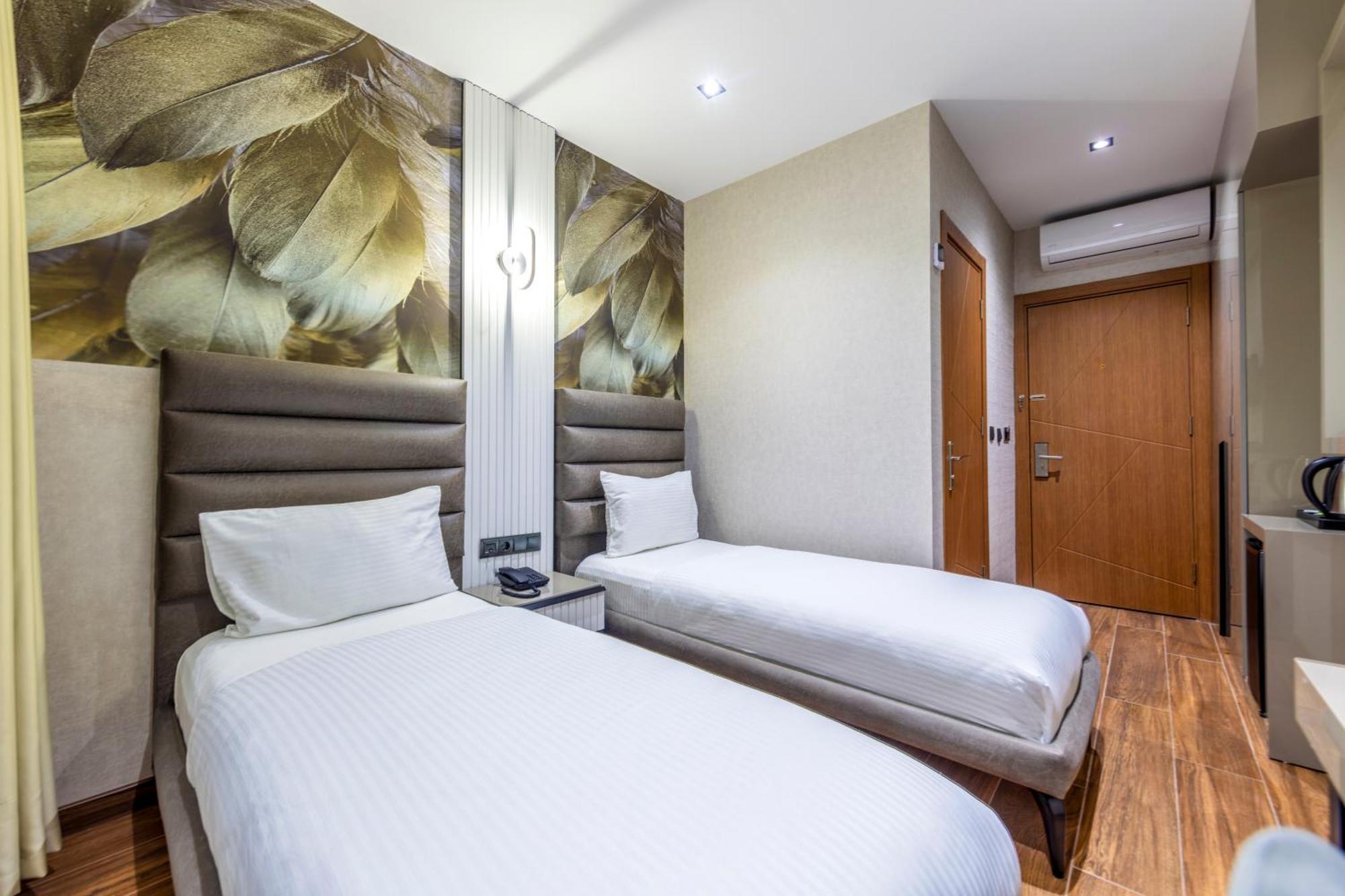 Dem Premium Hotel - Round Trip Airport Service - Istanbul International Airport Arnavutkoy Eksteriør bilde