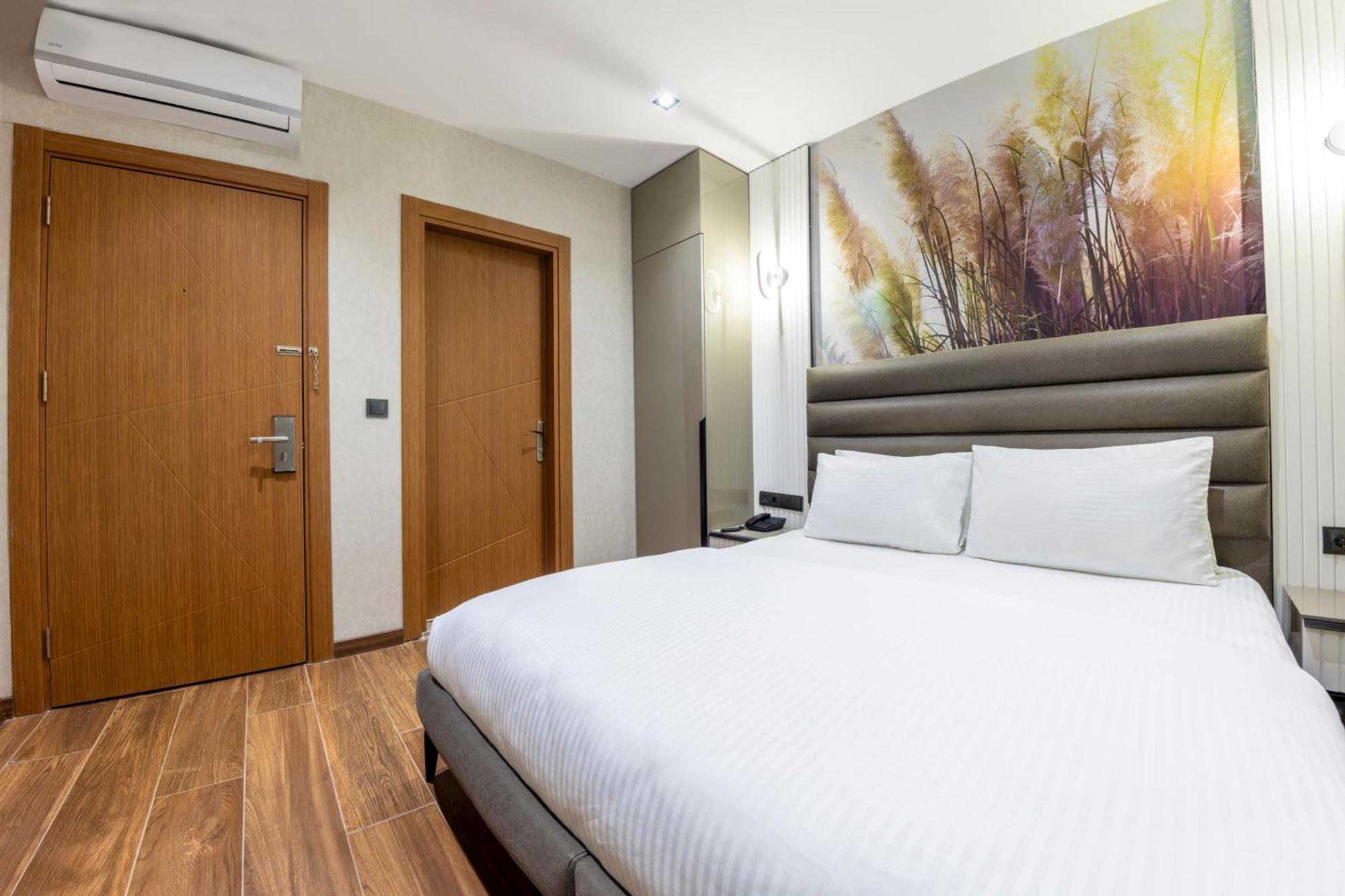 Dem Premium Hotel - Round Trip Airport Service - Istanbul International Airport Arnavutkoy Eksteriør bilde